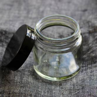 Clear glass pot - black lid: 50ml